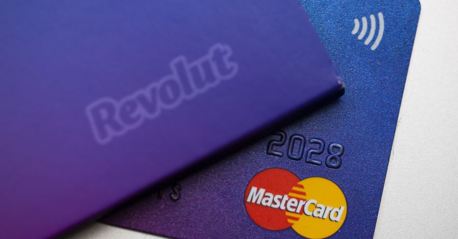Fizikai üzletet nyit a Revolut Barcelonában